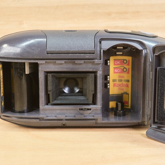 Vintage Kodak Cameo Motor / Vintage Point and Shoot Film Camera - Picture 7 of 7